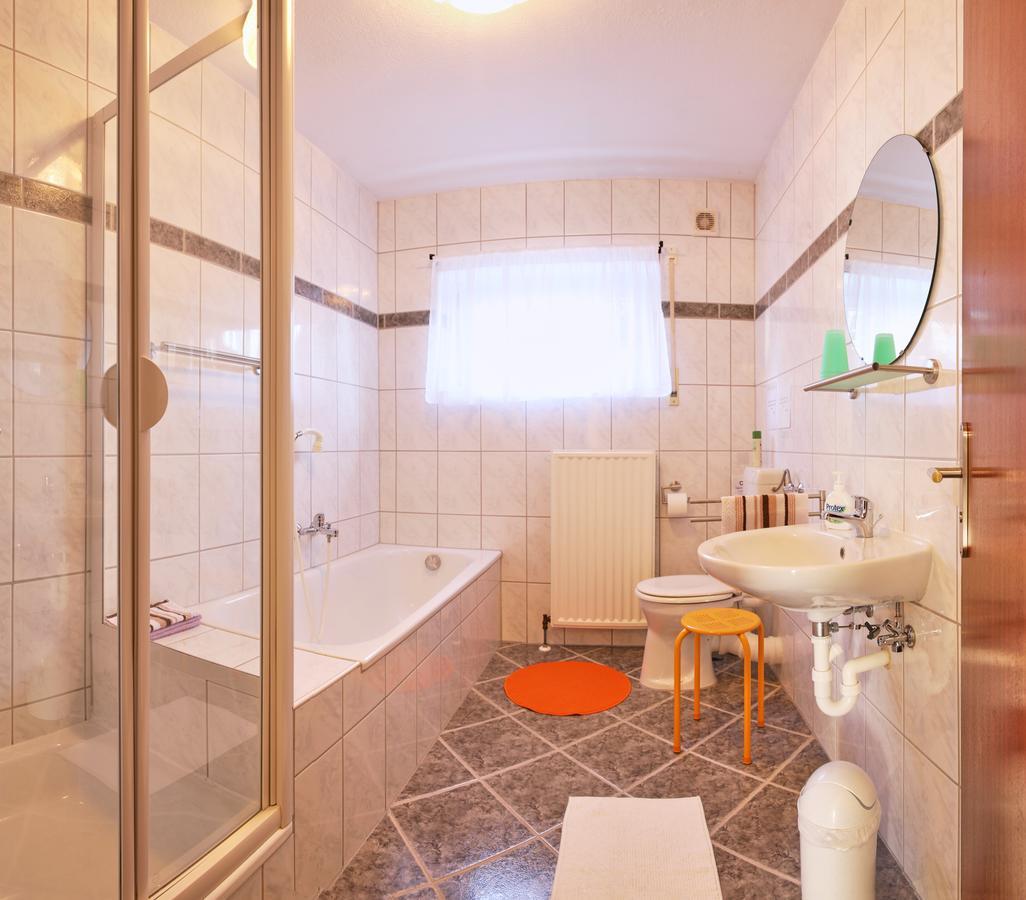 Ferienwohnung Kaiser Wabern Buitenkant foto